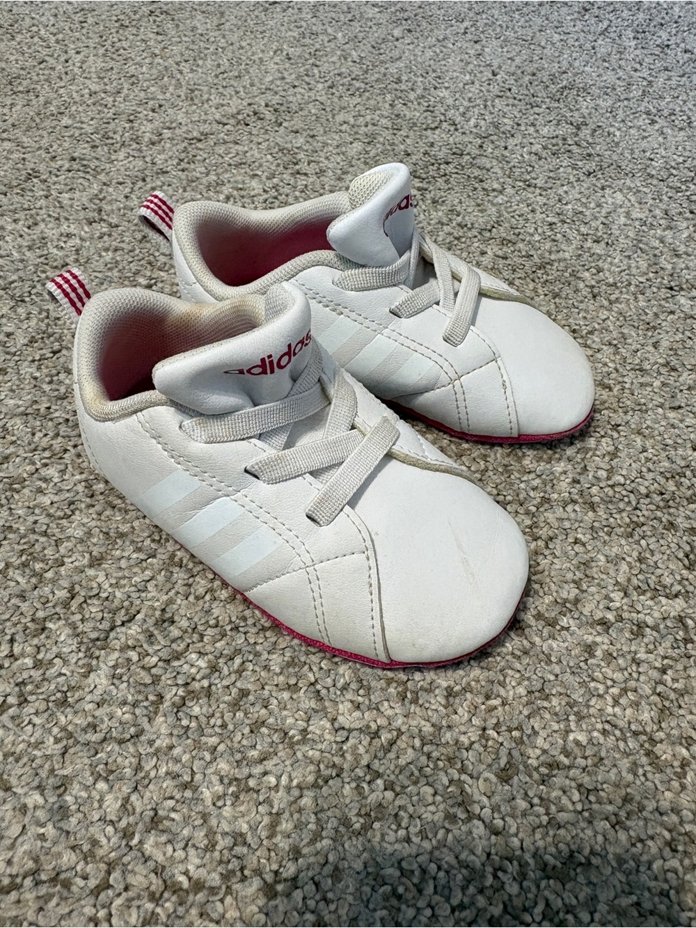 Adidas baby girl shoes white pink Size 3 Slip On